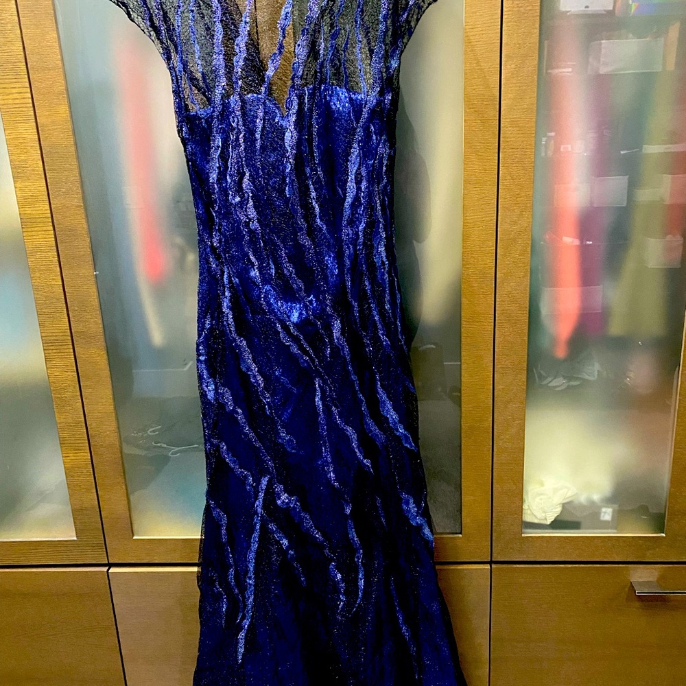 Long navy blue evening dress, worn once